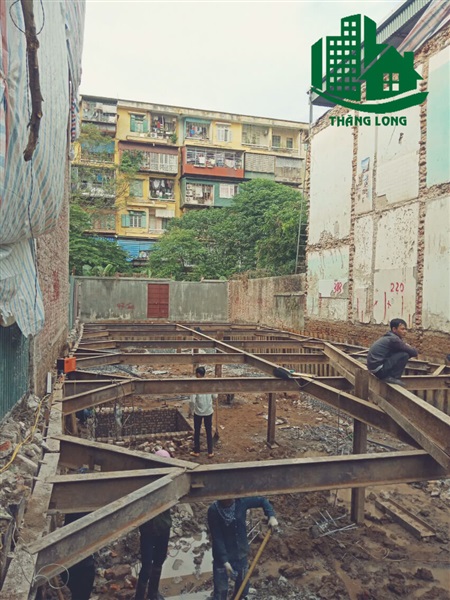 Vì sao phải chống nghiêng nhà? Thi công như nào đảm bảo an toàn?