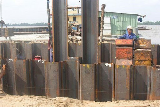 Ưu điểm và nhược điểm khi ép cừ Larsen 