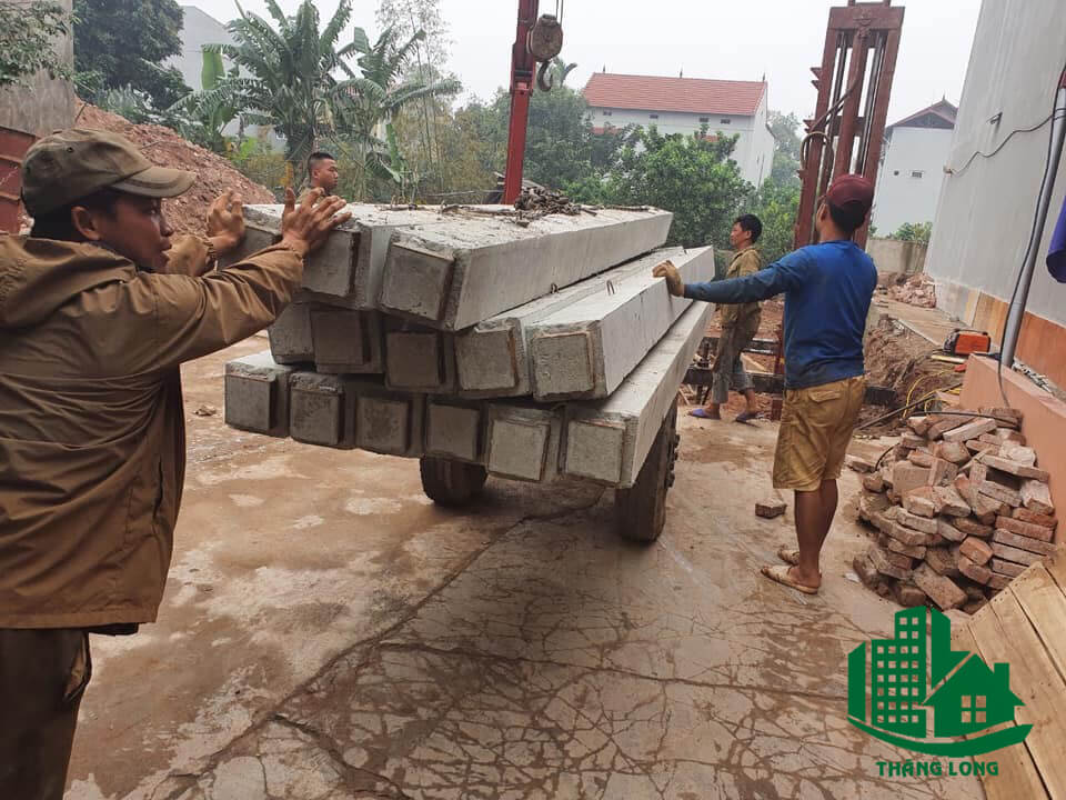 Phương pháp ép cọc bê tông bằng máy tải gang tại Công ty Thăng Long